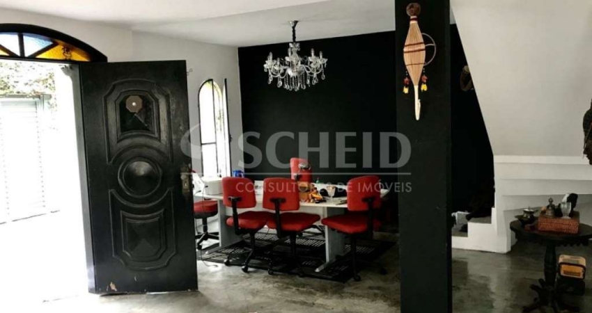 CASA COM 4 QUARTOS  À VENDA  EM JARDIM MARAJOARA.