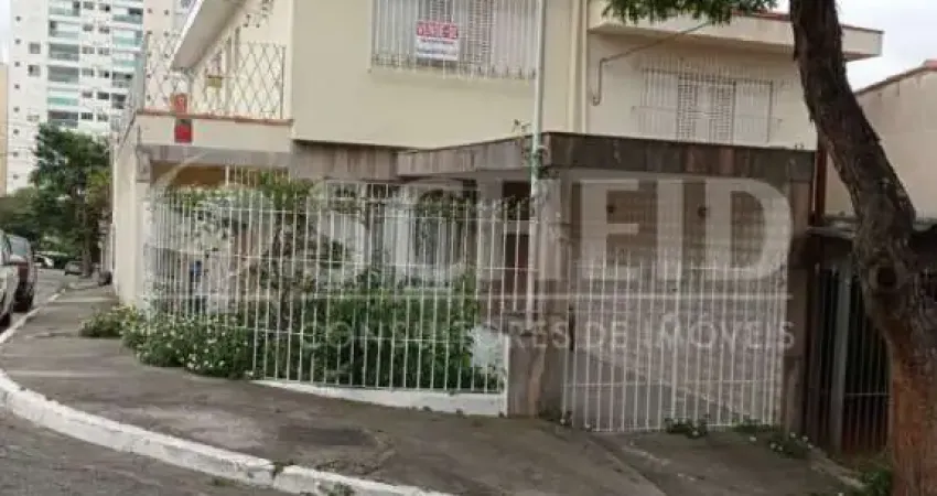 Sobrado à venda com 03 quartos e 02 vagas no Jardim Aeroporto