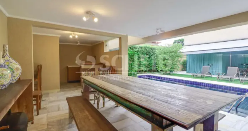 Sobrado a venda na granja julieta com 4 quartos sendo 2 suites.