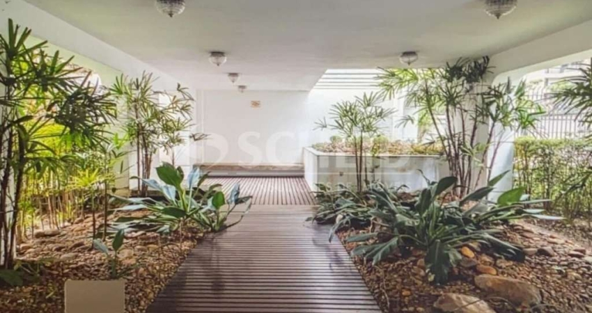 Apartamento no Brooklin com 3 quartos sendo 1 suíte e 1 vaga de garagem.