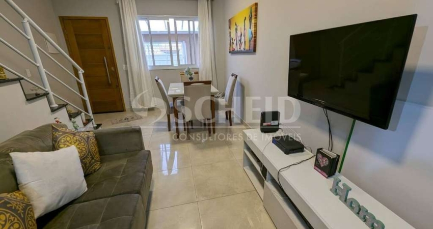 Vende-se Casa Sobrado Totalmente Reformada e Pronta para Morar na Vila Isa!