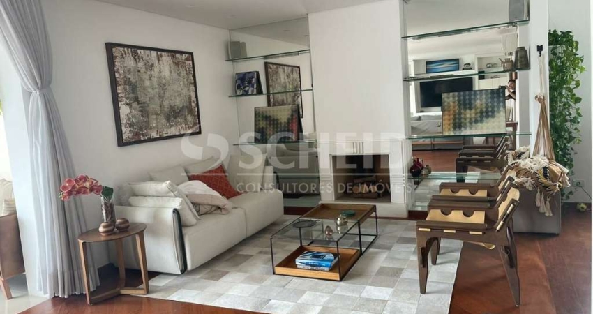 Apartamento de 3 quartos, 3 suítes, uma master, closet, living para 3 ambientes, terraço,4 vagas.