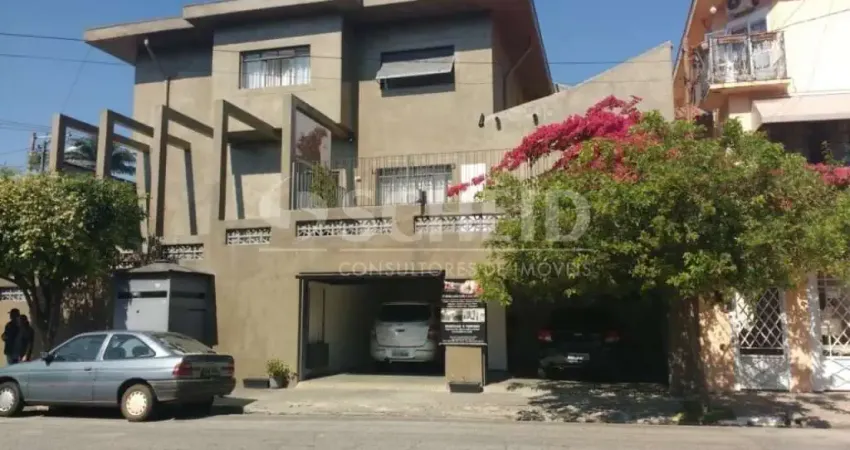 Casa comercial com 6 salas para alugar na Rua Jacatirão, --, Chácara Monte Alegre, São Paulo