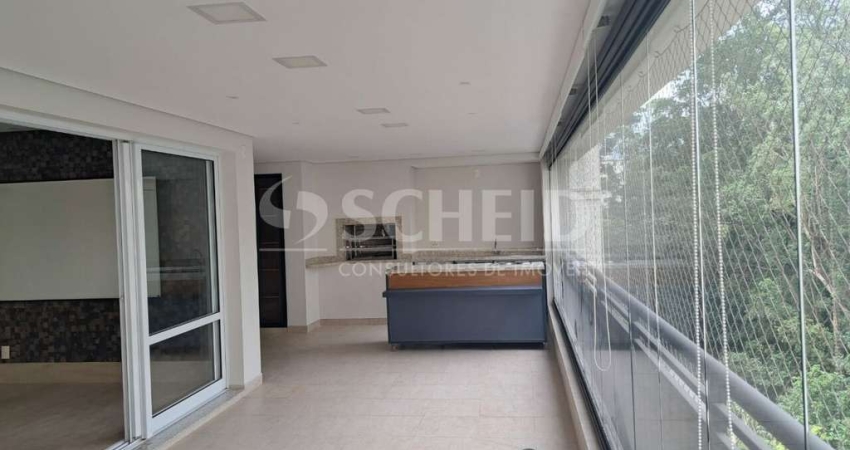 Apartamento á Venda no Jd Marajoara com 223m², 3 quartos sendo 3 suítes, 4 vagas.
