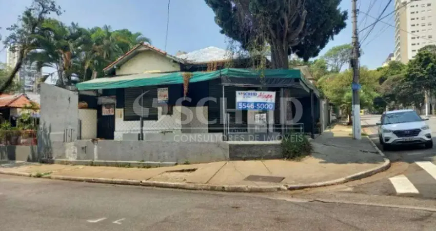 Casa  comercial  no Campo Belo - Área total 338 m² - localizado em esquina