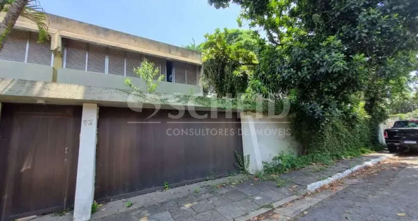 Oportunidade Imperdível ? Terreno com Casa Antiga na Rua Fechada na Vila de Santo Amaro