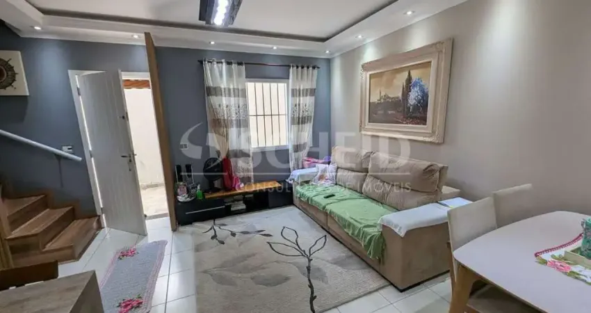 Casa a venda em condomínio fechado, casa com 72m² , sendo 2quartos ,1 vaga .