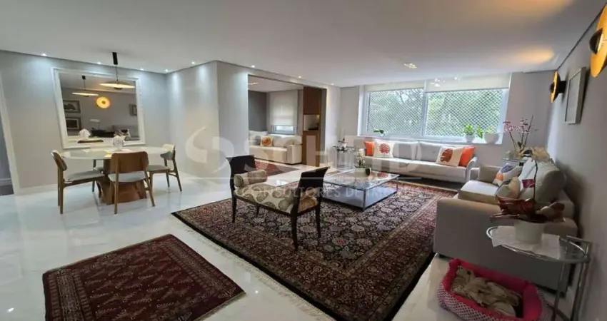 Apartamento à venda no Alto da Boa Vista ? 186m² | 3 Suítes | 3 Vagas | Totalmente reformado