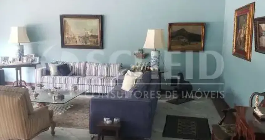 Casa à venda em brooklin velho com 1000m terreno, 5 suítes,8 vagas, piscina,churrasqueira