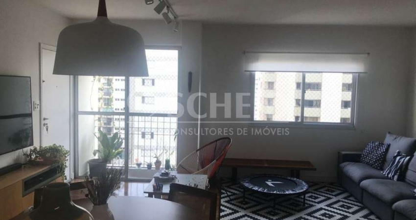 Apartamento a venda em Moema.