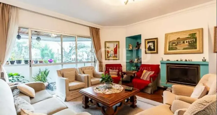 Apartamento moema com 182m², 4 quartos, 1 suíte, closet, 3 vagas, terraço, dependência empregada.