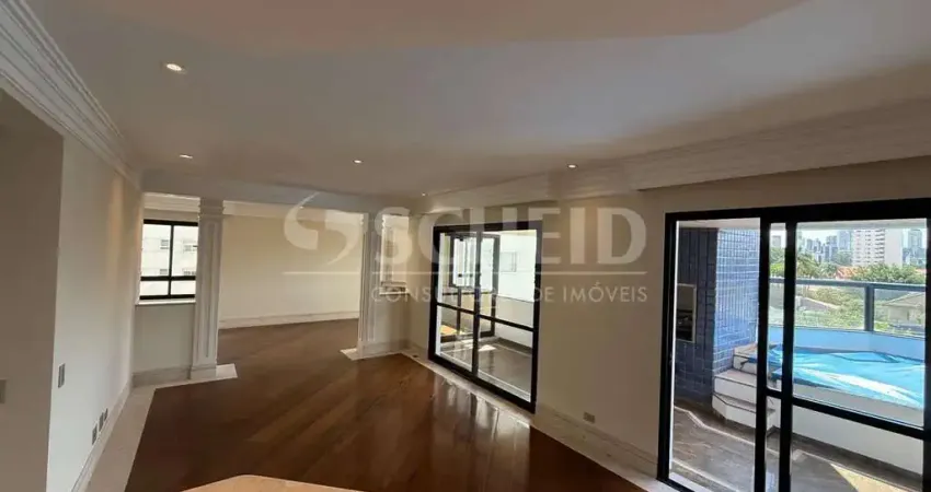 Apartamento à Venda no Brooklin, 216m², 3 Suítes, Varanda Gourmet com Jacuzzi, 3 vagas