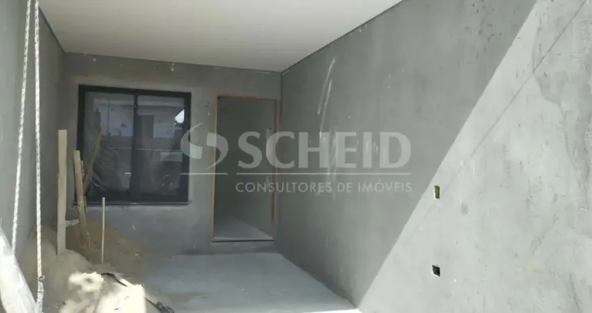 Casa a venda com três quartos sendo um suíte, duas vagas - campo grande - são paulo.