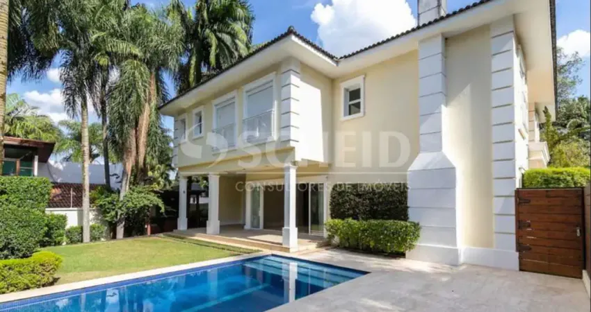 Casa em condomínio com 4 suítes e piscina no Alto da Boa Vista