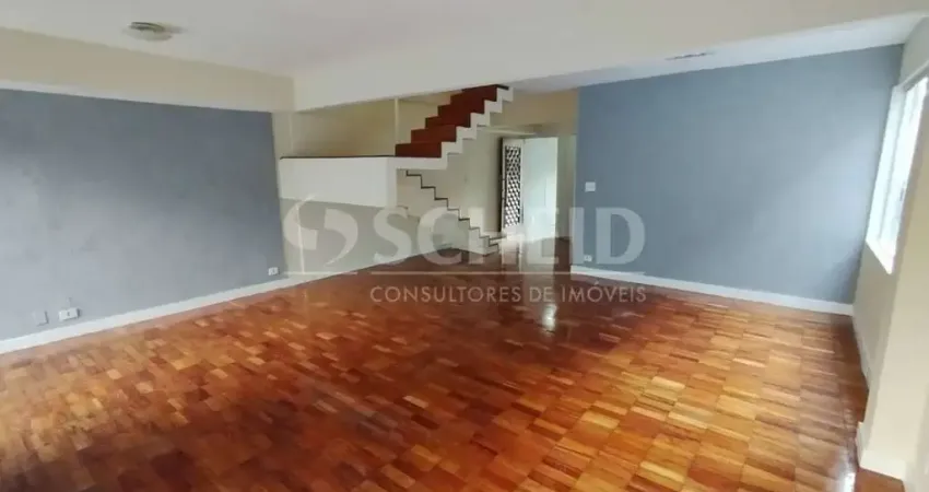Casa com 3 quartos e 2 vagas para locação no Jardim Prudência
