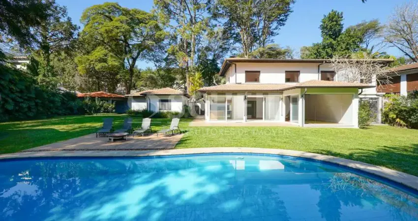 Casa em um terreno de 1.940 m² , alto da boa vista  a 1.000mts do colegio suiço.