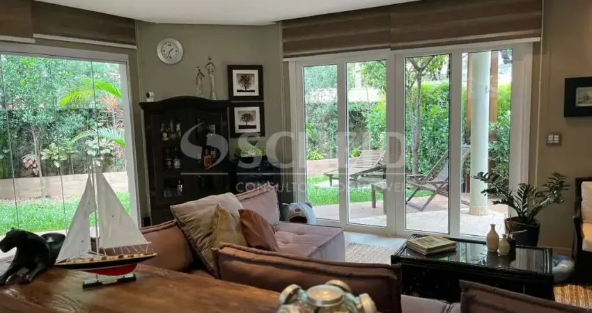 Casa em condominio fechado à venda no Brooklin. 4 quartos (2 suítes). 2 vagas