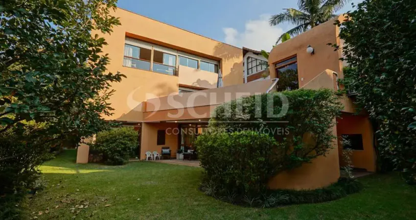 Casa com 5 quartos e 4 vagas amplas à venda no Alto da Boa Vista