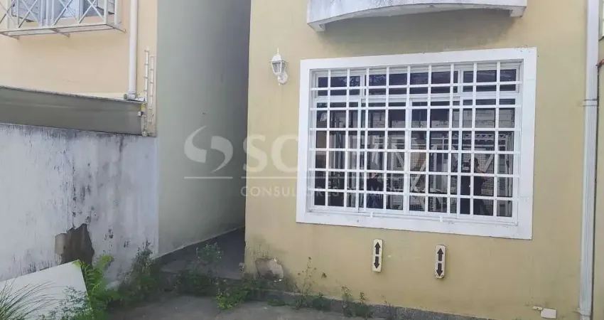 Sobrado à venda de 93,00m² útil, com 3 dormitórios com suíte  - Garagem -  na Vila Santa Catarina.
