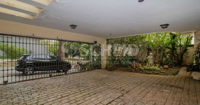 Jardim Marajoara Casa Térrea em topografia alta e arborizada Jardim Marajoara !