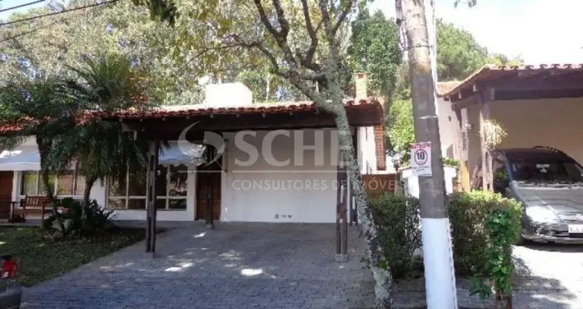 Casa a venda  ,em  condomínio fechado, próximo colégio santa maria .