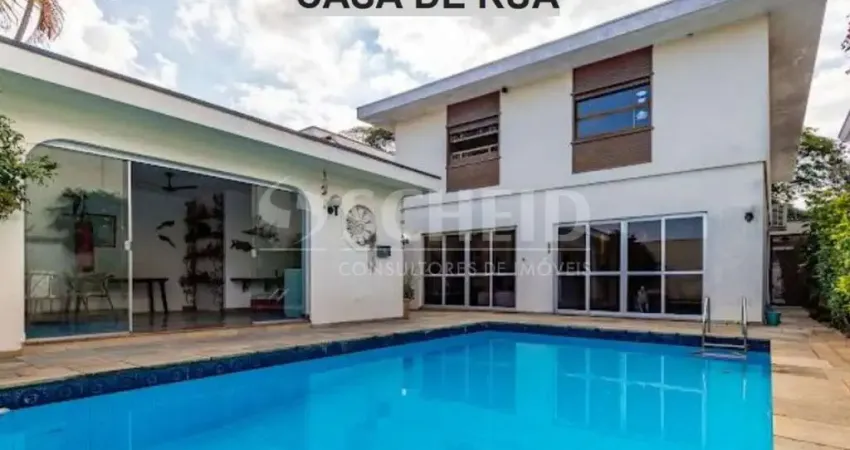 Casa à venda na R. Duarte Leite, Granja Julieta, 4 suítes, 4 vagas