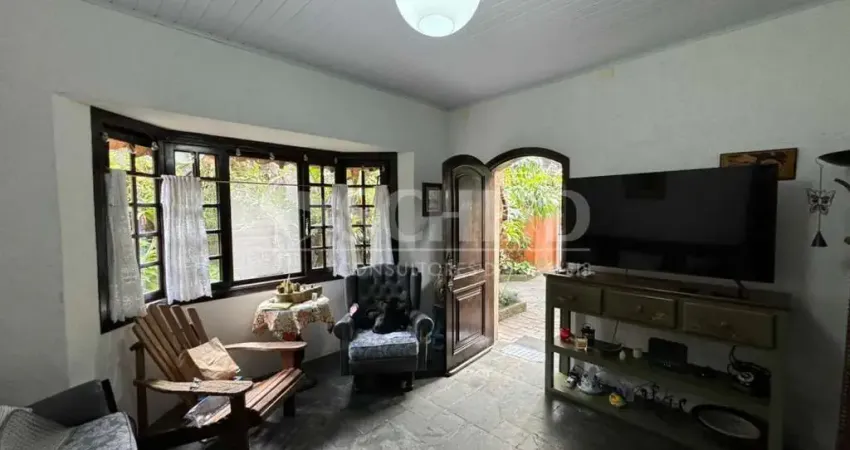 Casa com 2 quartos para alugar na Rua Tapuçu, --, Jardim Marajoara, São Paulo