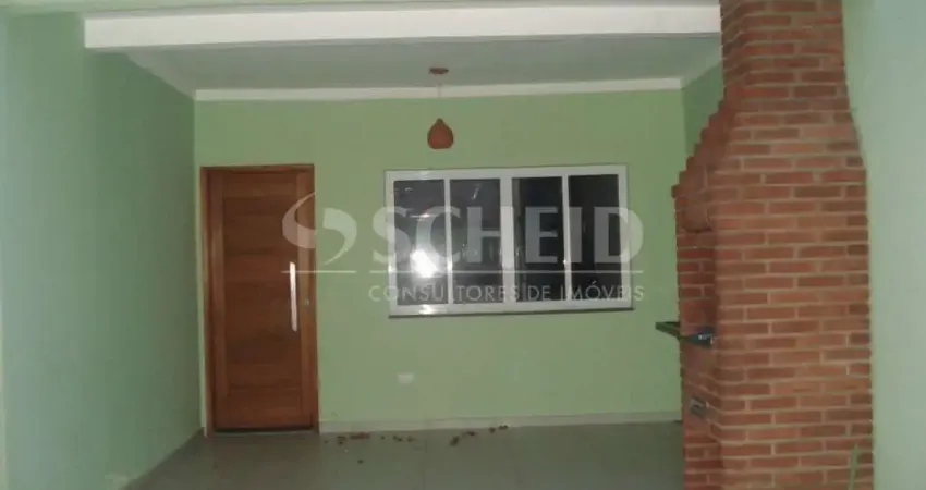 Sobrado para locação com 3 suítes e 4 vagas de garagem.