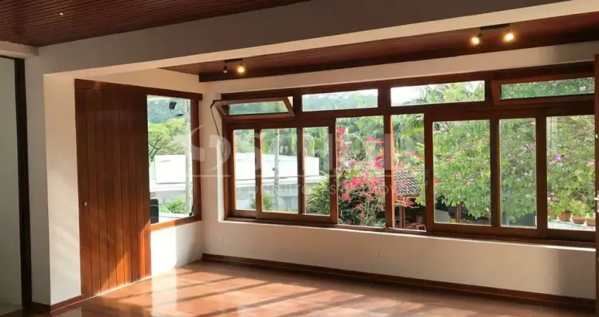 Casa à venda Jardim Marajoara 280m² com 3 dormitórios com 01 suíte jardim marajoara!