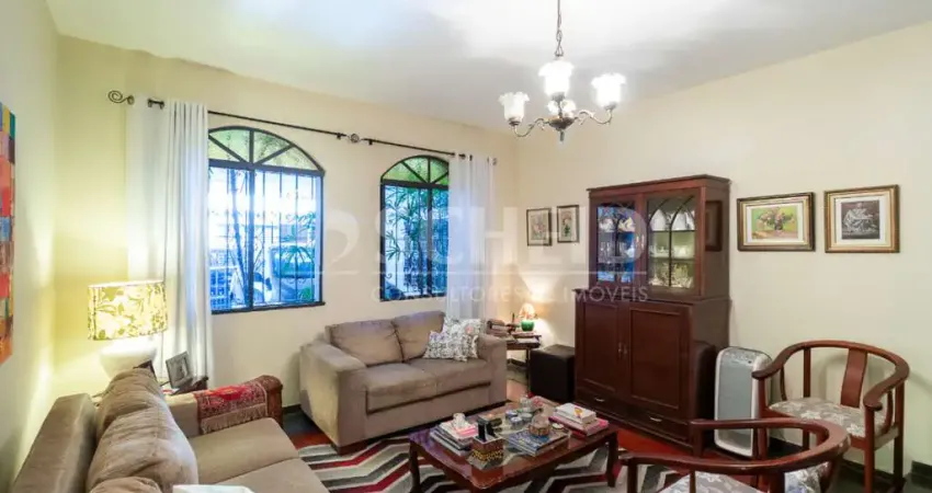 Sobrado á Venda no Alto da Boa Vista com 173m²,  3 quartos sendo 3 suítes, 2 vagas.