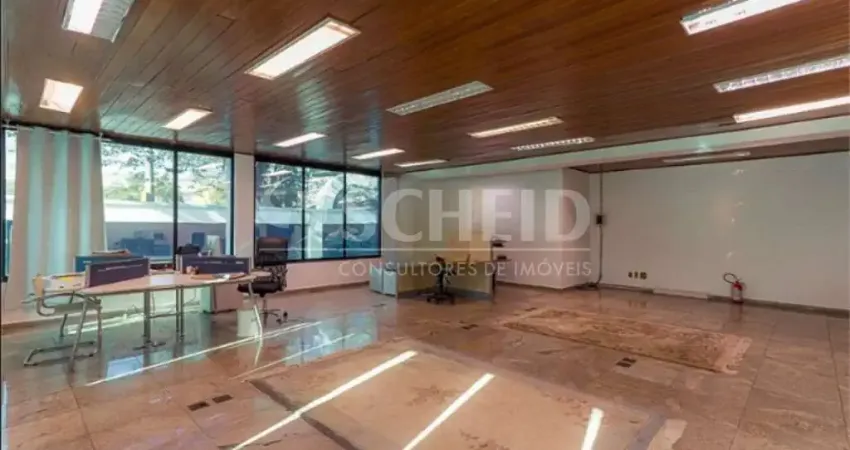 Excelente Conjunto Comercial para Locação na frente do Jockey Club, São Paulo**
