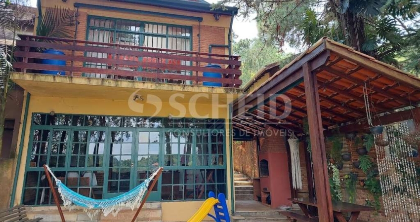 Casa à Venda no Brooklin - Espaço, Versatilidade e Localização Estratégica