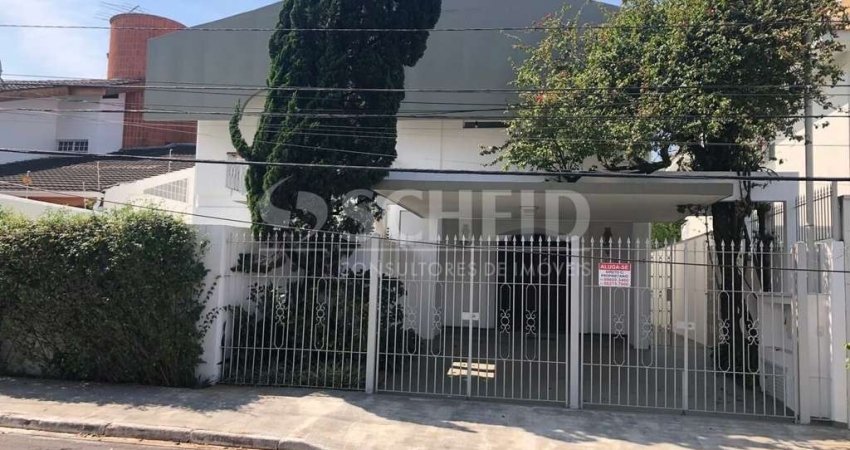 Casa Espaçosa em Rua Fechada na Granja Julieta com 346m² de Conforto e Segurança