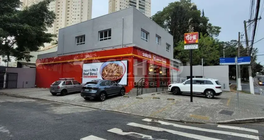 Conjunto comercial com 132m2, em sobreloja, 4 banh. 8 vagas em Interlagos