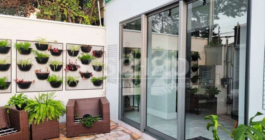 Casa com 3 quartos à venda na Alameda dos Arapanés, --, Moema, São Paulo