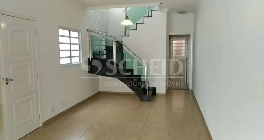 Casa com 3 quartos para alugar na Rua Arapés, --, Jardim Sabará, São Paulo