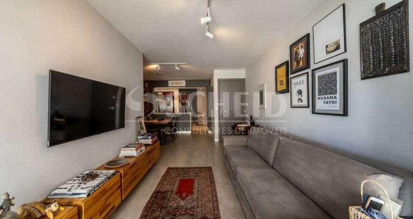 Apartamento Vila Nova Conceição moderno e reformado com 3 quartos e 3 banheiros e 2 vagas de garagem