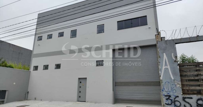 Galpão com 633m2 de construção, todo novo e moderno em avenida de São Caetano do Sul
