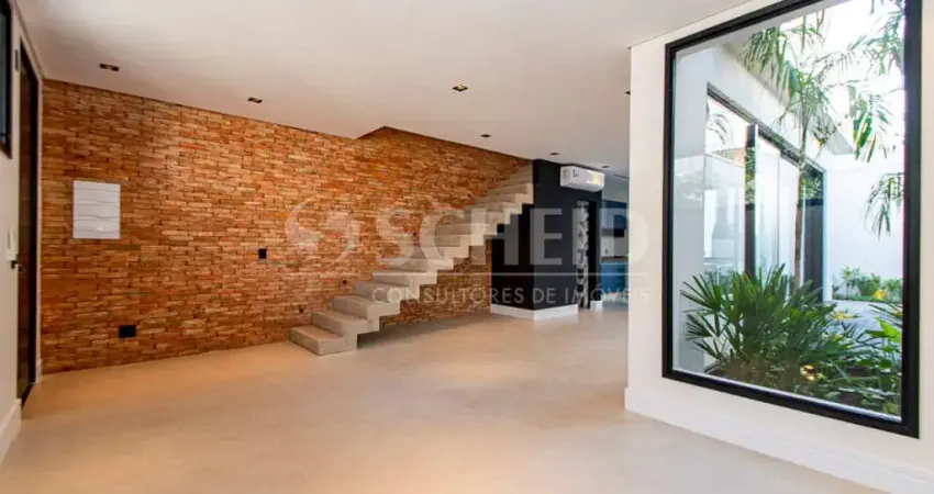 Casa de vila na vila olímpia  3 dormitórios, 2 vagas, quintal com churrasqueira