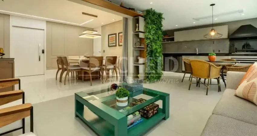 Apartamento à venda em Moema, 172 m², 3 quartos, 1 suíte, 4 vagas
