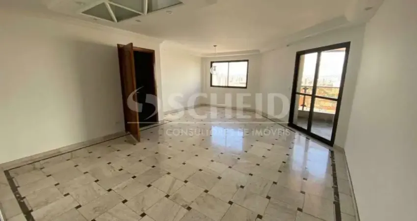 Apartamento com 3 Quartos e 3 banheiros à Venda por 640.000
