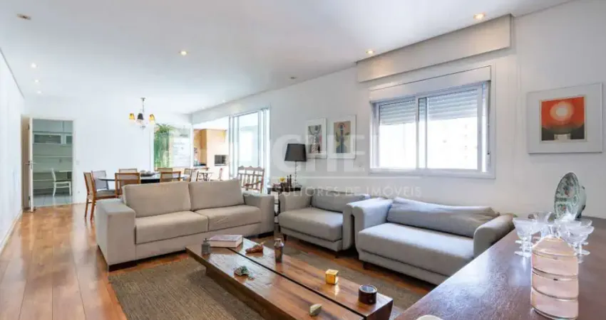 Apartamento a venda de 161,00m² útil, com 3 quartos e 4 vagas no campo belo.