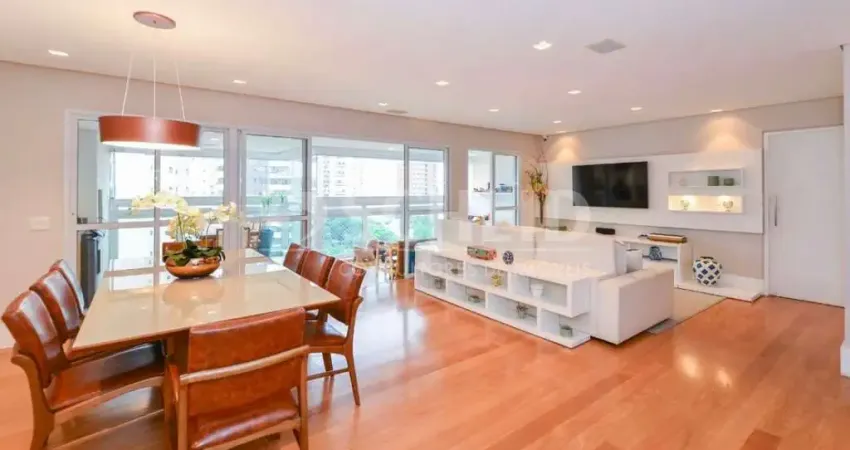 Apartamento com 3 suítes, varanda gourmet com churrasqueira, lazer completo, campo belo