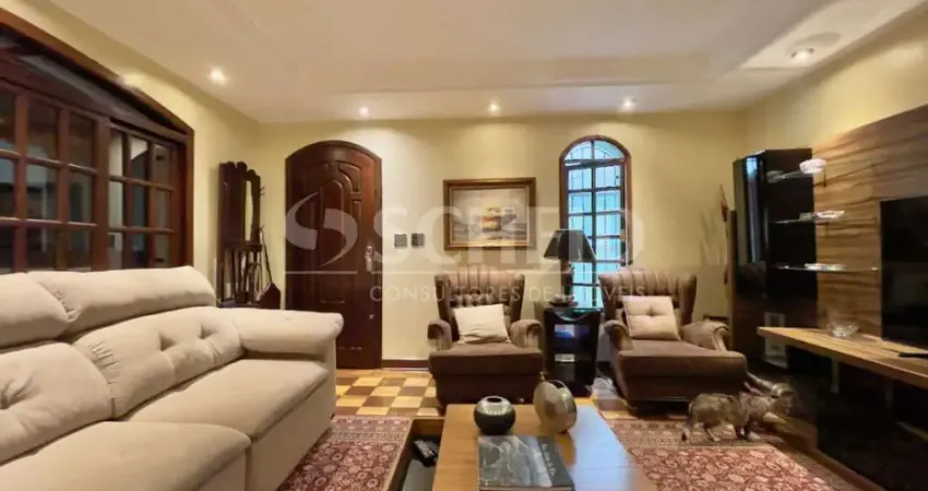 Casa á venda no brooklin com 157m², 3 quartos sendo 1 suíte, 4 vagas.