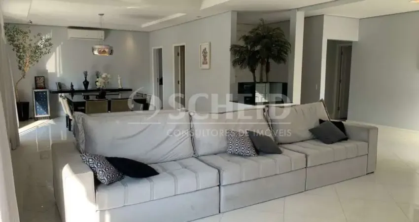 Casa à venda na chácara monte alegre. 5 quartos (3 suítes), 4 vagas