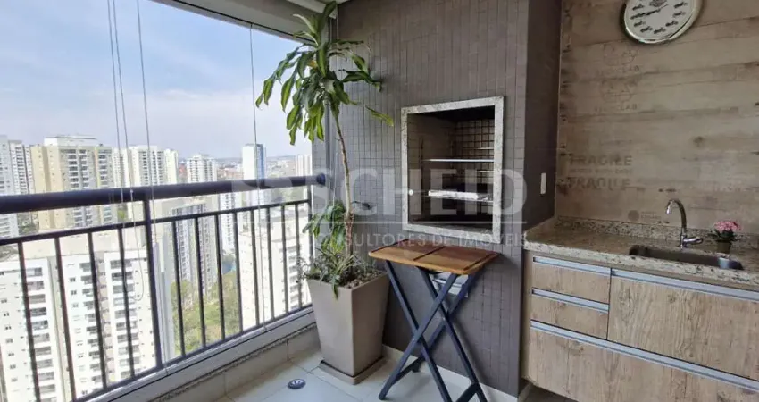 Apartamento reformado com vista para área verde na vila andrade