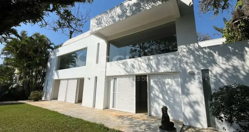 Casa para locação no jardim guedala, com 550m², 4 quartos e 3 vagas.