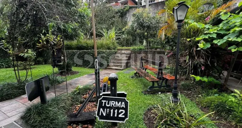 Casa a venda , no jardim marajoara , 05 quartos ,sendo 2 suites, 04 vagas
