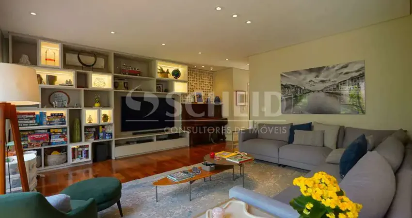 Casa de condomínio porteira fechada, com 270m², 3 suítes, área gourmet com churrasqueira, 4 vagas