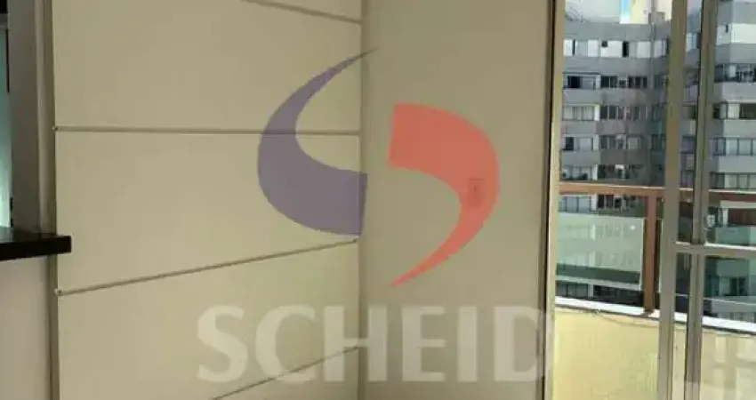 Morumbi, 2 quartos, 1 vaga. Charmoso e encantador. Aceita pet.